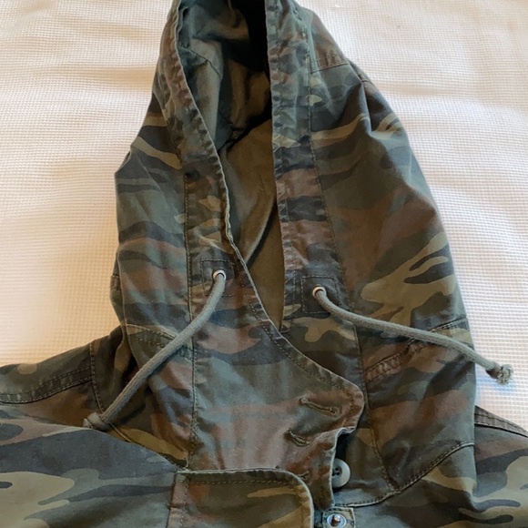 American Eagle Camouflage Jacket Embroidered Love Type AE-177 Size Small - Picture 9 of 13